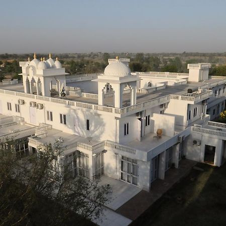 Hotel Savista Retreat Divisione di Divisione di Jaipur Esterno foto