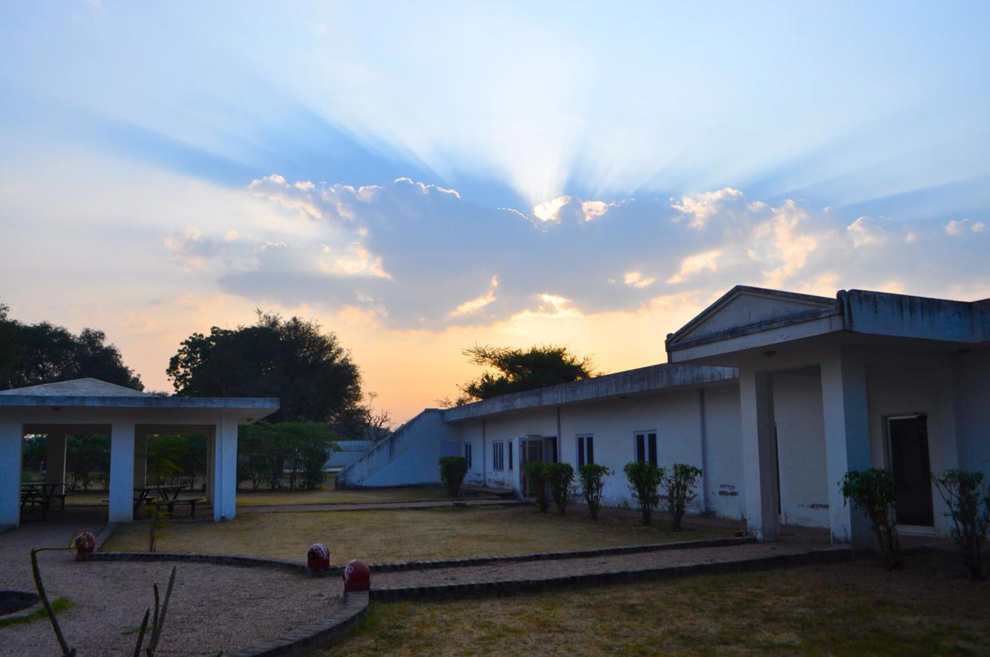 Hotel Savista Retreat Divisione di Divisione di Jaipur Esterno foto