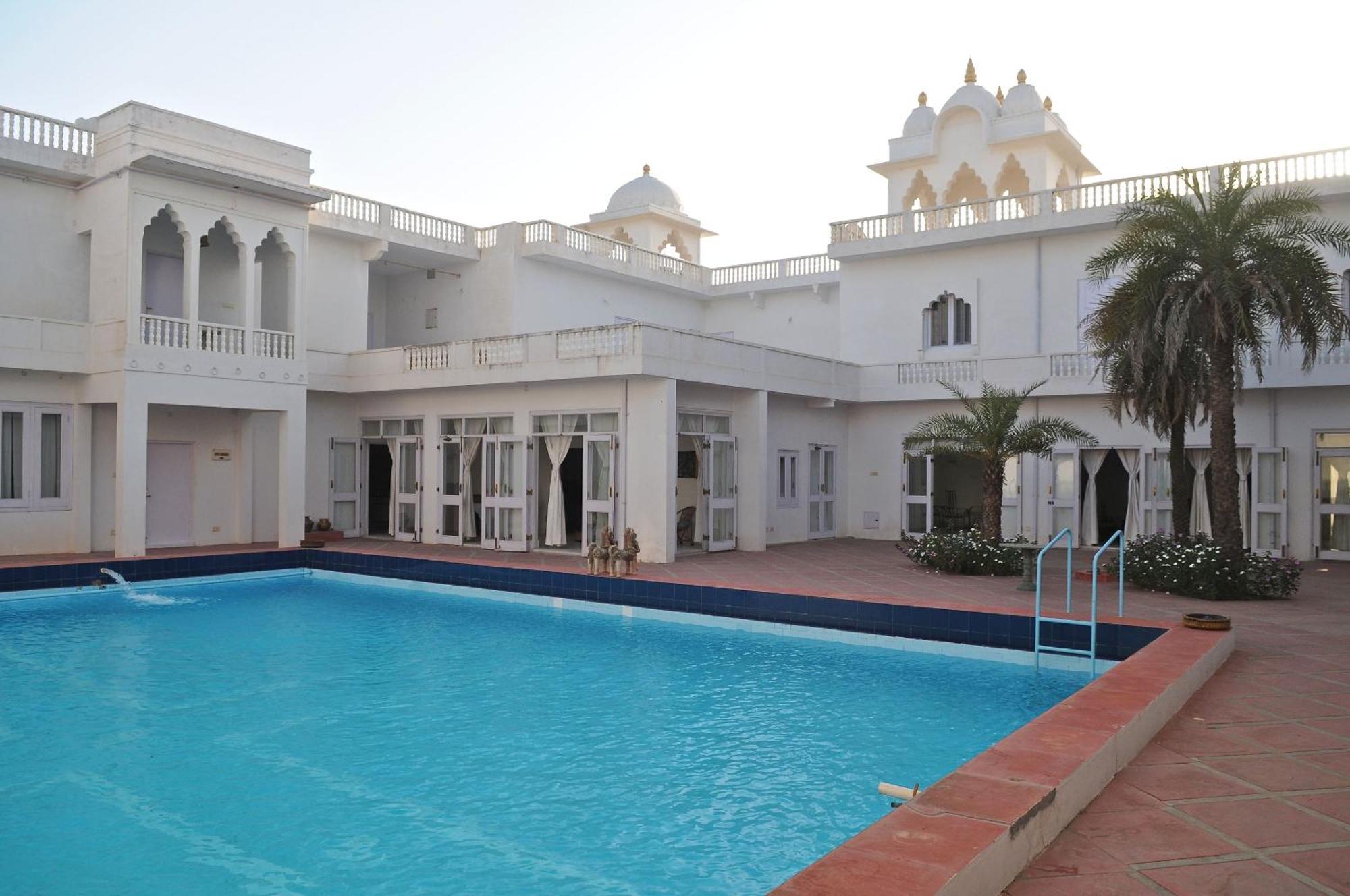 Hotel Savista Retreat Divisione di Divisione di Jaipur Esterno foto